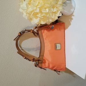 Dooney and Bourke shoulder bsg